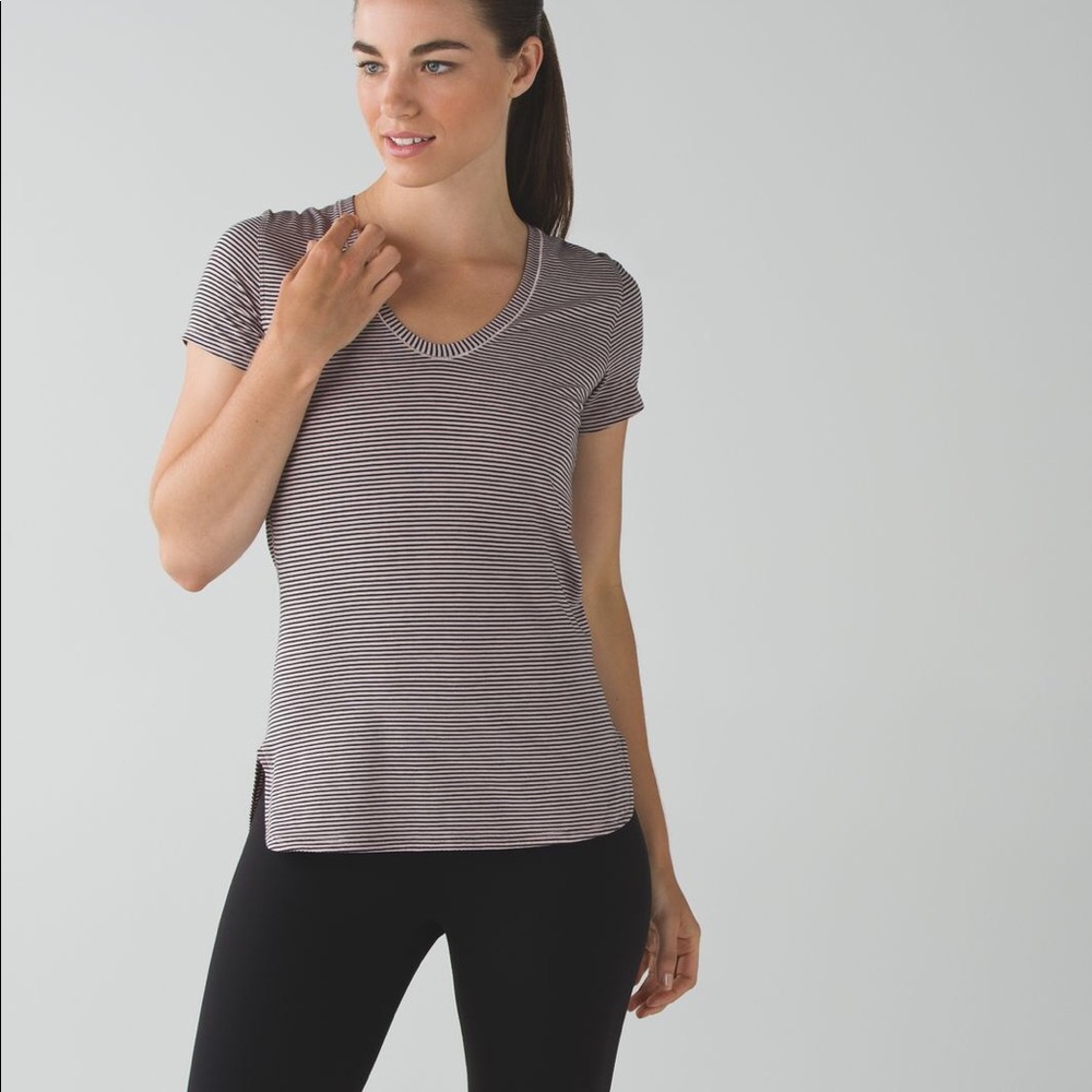 Lululemon circadian short sleeve tee